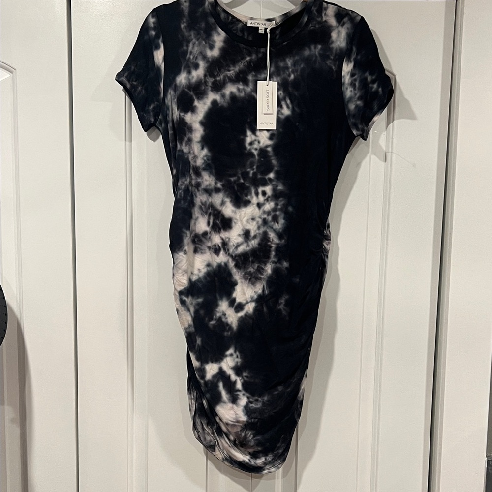 Antistar Stylish‎ Black and White Tie-Dye Mini Dress large